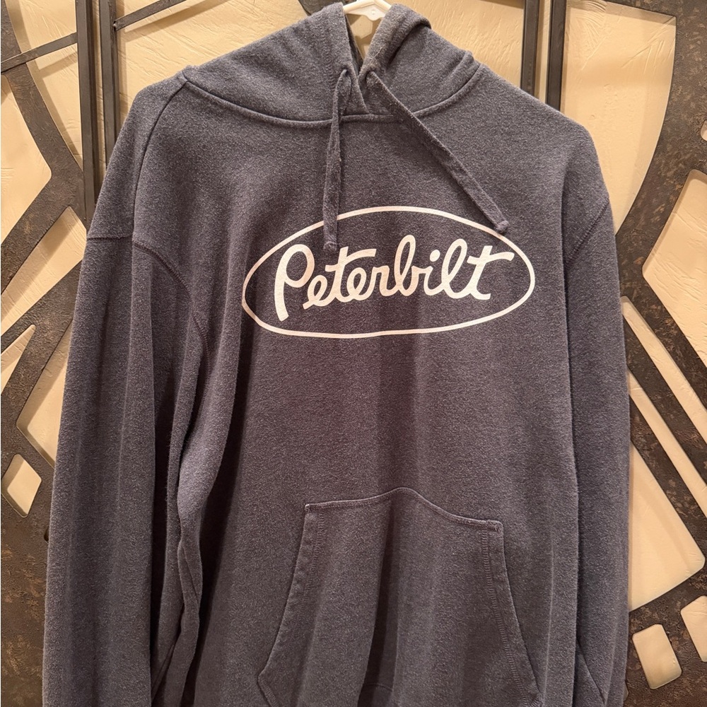 Grey Pull Over Man’s Hoodie